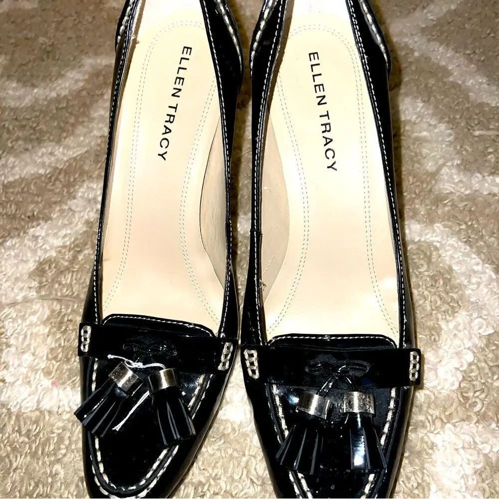 Ellen Tracy Cain heel size 8